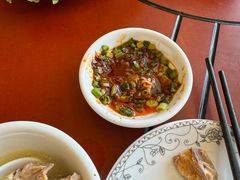 -鲁朗纳麦石锅鸡庄园