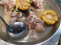 筒子骨玉米-昱龙大盆牛蛙馆(三兴街总店)