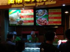 -海口骑楼小吃街