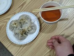 -严氏重油烧麦(民权路店)