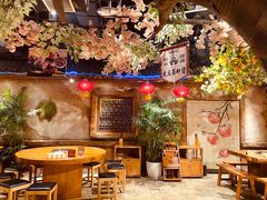 -城墙拐拐火锅(三峡广场黑金冠店)