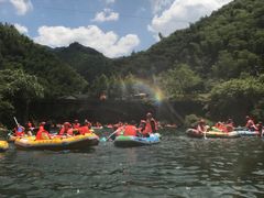 -安吉龙王山峡谷漂流