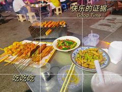 -老广烧烤(骆驼山康馨园店)