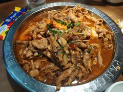 鸡爪煲-胖哥俩肉蟹煲(湖滨银泰in77店)