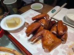 红烧乳鸽-大鸽饭(北京路店)