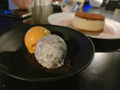 自制意大利冰淇淋冰球-Mercato莫卡多露台餐厅与酒吧(K11店)