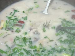 -咕嘟草帽鱼·牛奶一样的鲜鱼汤(包河万达广场创始店)