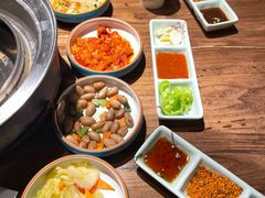 -明洞阿姨·韩式酱蟹烤肉·创意料理(三元桥店)