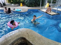 -中家鑫园温泉酒店鑫悦汤泉