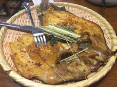 香茅草烤罗非鱼-云海肴·汽锅鸡·云南菜(天津国金汇店)