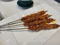 -三江源美食城