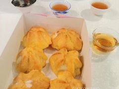 -天品味 一口吃榴莲泡芙