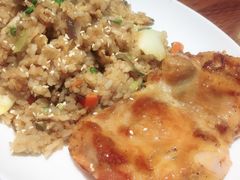 -玛格萝妮比萨屋(陆家浜路店)