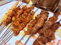 -小董哥烤串·爆汁大油边(故宫店)
