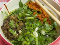 -两角签串串香十一年老字号(机场路店)
