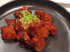 红酒泡沫牛仔粒-荟廷·晶萃(陆家嘴尚悦湾店)