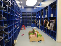 -戊辰亲子游泳俱乐部