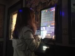 -环球梦主题KTV(曲阳生活购物中心店)