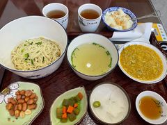 -百年老字号·观振兴蟹黄面·三虾面·苏式面(观前街富仁坊巷店)