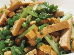 衡山香干-费大厨辣椒炒肉(万家丽一店)