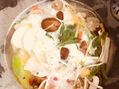 -姚记抚仙湖石锅鱼庄