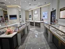 -菜百首饰店(东方新天地店)