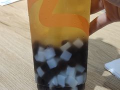 -CoCo都可(湖滨银泰店B区店)