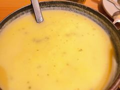 玉米忌廉汤-Lia Cafe Bar Restaurant松山咖啡屋