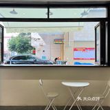 一间名为【树下】的咖啡店