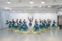 -深舞形体民族舞蹈工作室