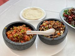黑红三剁双拼-蝴蝶泉宾馆-中餐厅