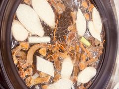 -牛知府云南菌汤鲜牛肉火锅(肖家湾店)