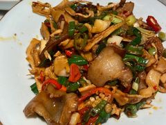 回锅肉炒脆笋-蔴将·川菜(黄龙万科店)