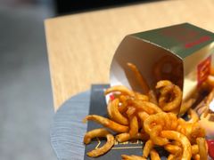 -麦当劳(中山公园龙之梦店)