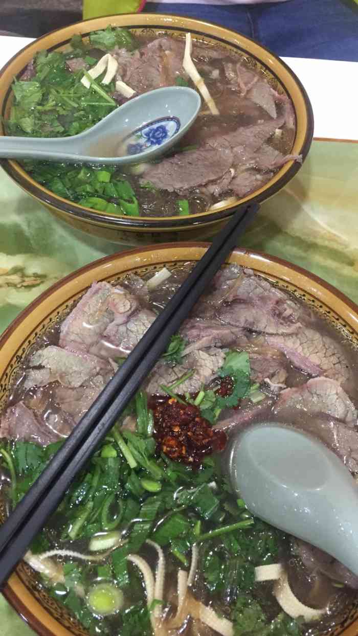 淮南牛肉汤·羊肉汤(金汇广场店)-"如吃过好几次了,超级大碗,一个姑娘
