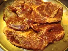-胡悦里韩式烤肉(芝罘万达广场店)