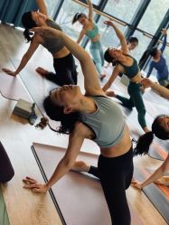 -恩舍瑜伽普拉提