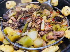 -屈夫人地锅鸡(南充店)
