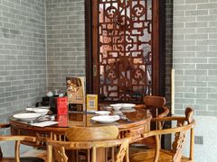 -龙悦湾酒家·八阵鱼生·渔人码头店