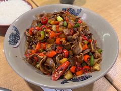 酸辣鸡胗-潇湘阁(尚都SOHO店)