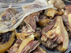 -乌恰市场(彩虹商场店)