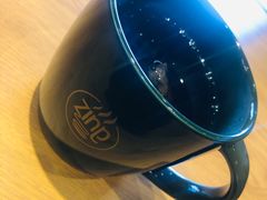 -ZING COFFEE 镜咖啡