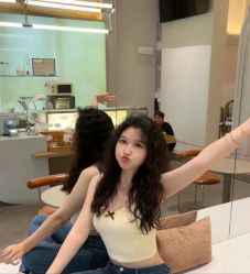 -卡尔诗·科技美肤连锁