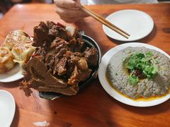 -宝瑞门钉肉饼店