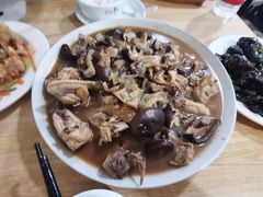 小鸡炖蘑菇-东北特色菜馆(珞喻东路店)