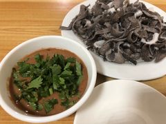 -马姐爆肚儿门丁肉饼
