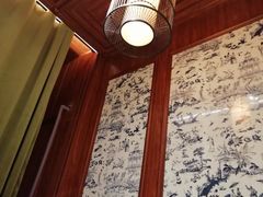 -八府香鸭·啫啫煲(华山路店)