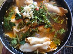 鸡汤豆腐串-老谷家黄泥烧鸽子·烧烤