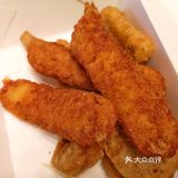 猪扒包夹了两块猪排,很实在