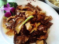 -牟传仁饭庄(星海店)